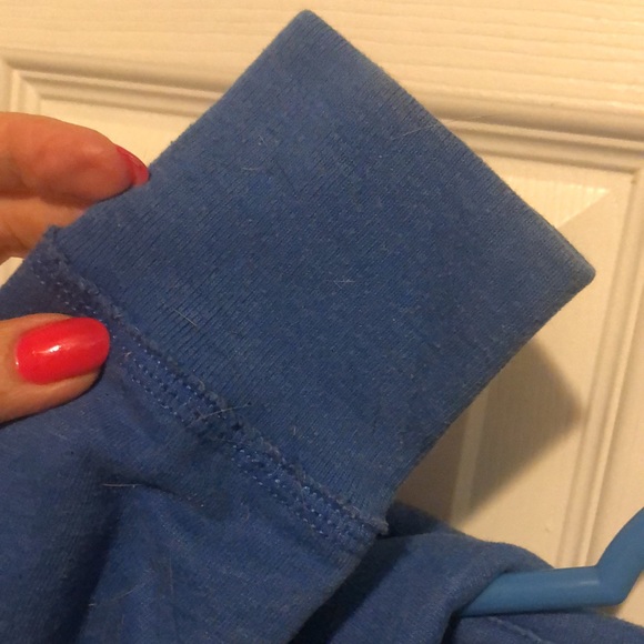 Hollister hooded sweatshirt - Picture 5 of 5